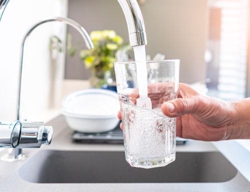 7 Ways to Make Water Taste Better